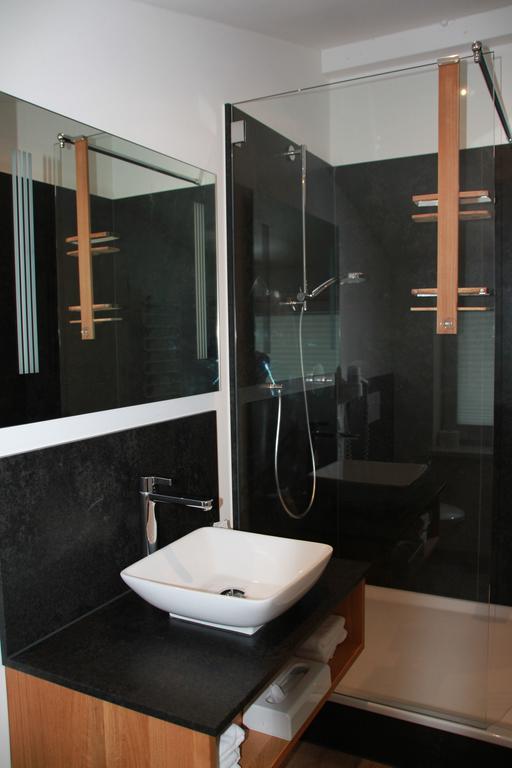 Gasthaus Kellerer Hotel Raubling Room photo